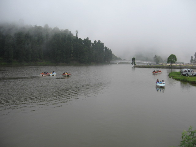 Sumendu_Lake_at_Mirik