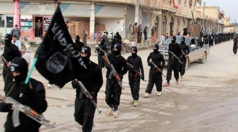 ISIS Executes 25 People By Dipping Them In Nitric Acid Until Their 'Organs Dissolved'