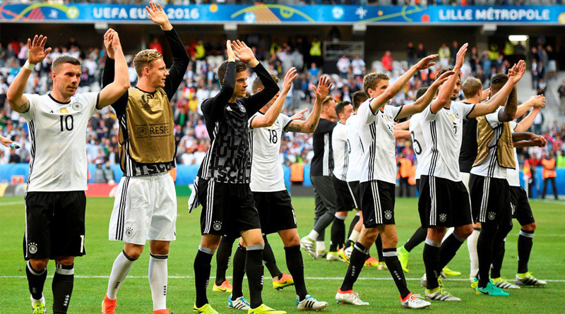 Germany dominated Slovakia from first minute to last with a cohesive, complete performance, will meet Italy or Spain next Saturday