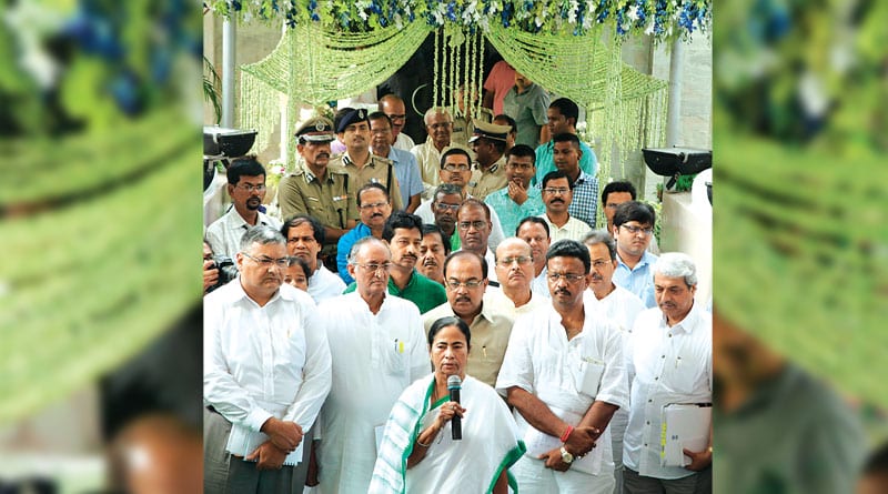 After Administrative Meeting, Mamata Banerjee Promised About State's Development