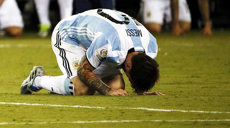 Messi fans pleading for change of heart