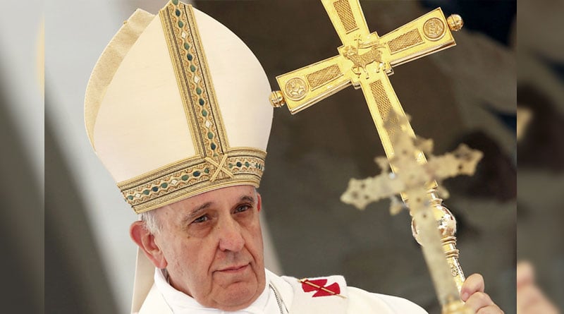 Pope Francis says Church should apologise to gays