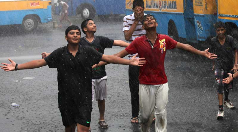 chance of heavy rain in west bengal