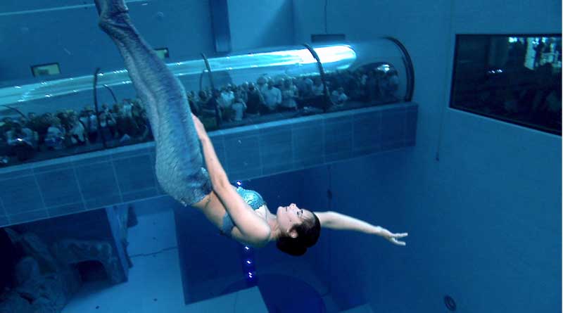 italian-hotel-has-the-worlds-deepest-swimming-pool