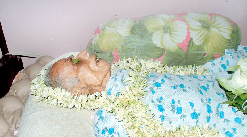 অমলিন স্মৃতির আধারে আজ বিদায় অমলের