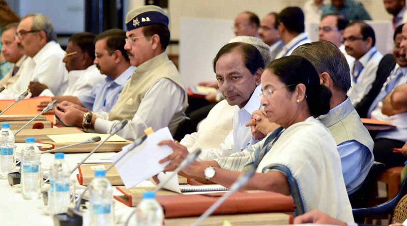 Mamata banerjee slams central govt after inter state council meeting