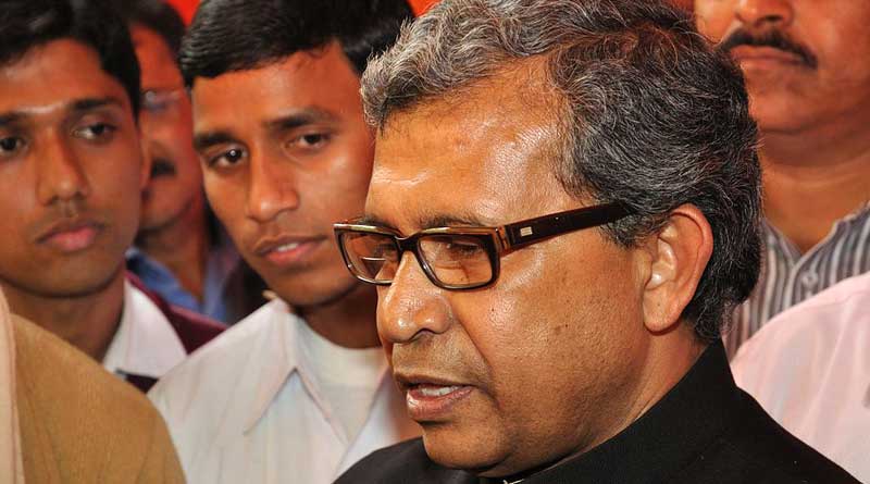 মানস পদ পেতেই মান্নানের ওয়াক আউট