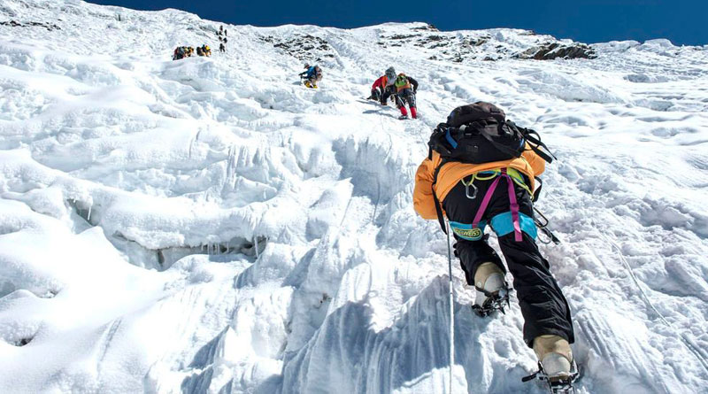Avalanche hits Mount Gurja in Nepal, 9 climbers dead