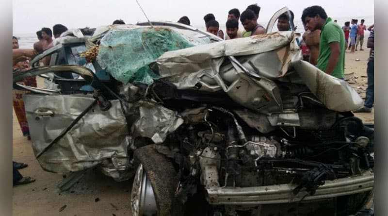 মন্দারমণির সমুদ্র সৈকতে বেপরোয়া ড্রাইভিং, মৃত ৩ ছাত্র