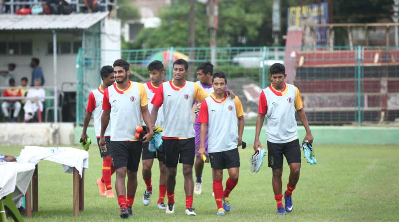 পিয়ারলেসকে হারিয়ে লিগ শীর্ষে ইস্টবেঙ্গল