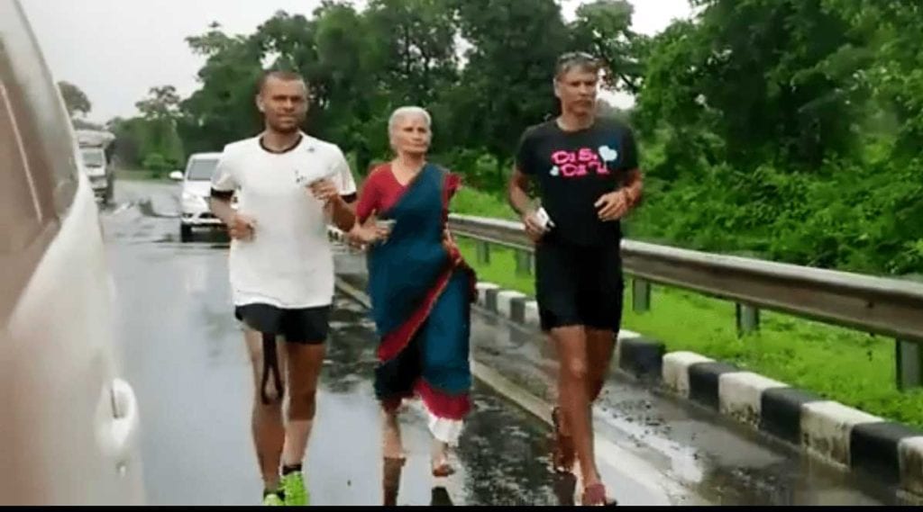 ‘গ্রেট ইন্ডিয়া রান’-এ মিলিন্দের সঙ্গে পা মেলালেন মা