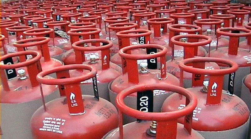 Unsubsidised LPG gas cylindreprice hiked by Rs 25