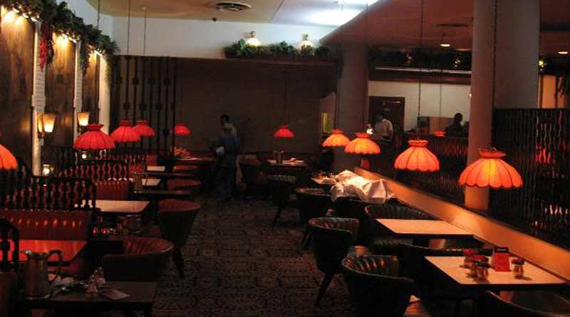 kolkata restaurant denies entry to a woman as she was accompanied by her driver