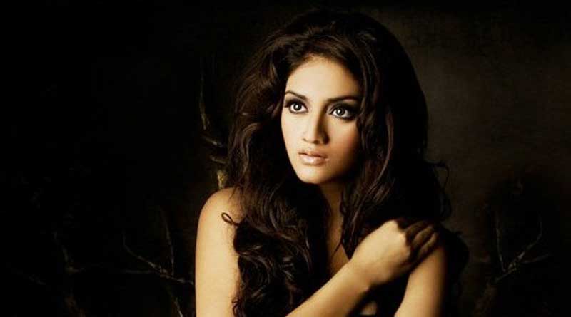 Nusrat Jahan Confessed About Her Love Life