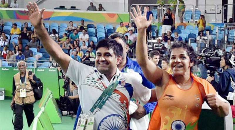 Sakshi Malik's coach yet to get his cheque from Haryana Govt.