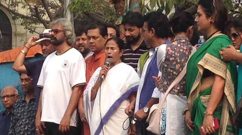 ‘দেশকে রসাতলে পাঠিয়ে ঘুমোচ্ছেন মোদি’
