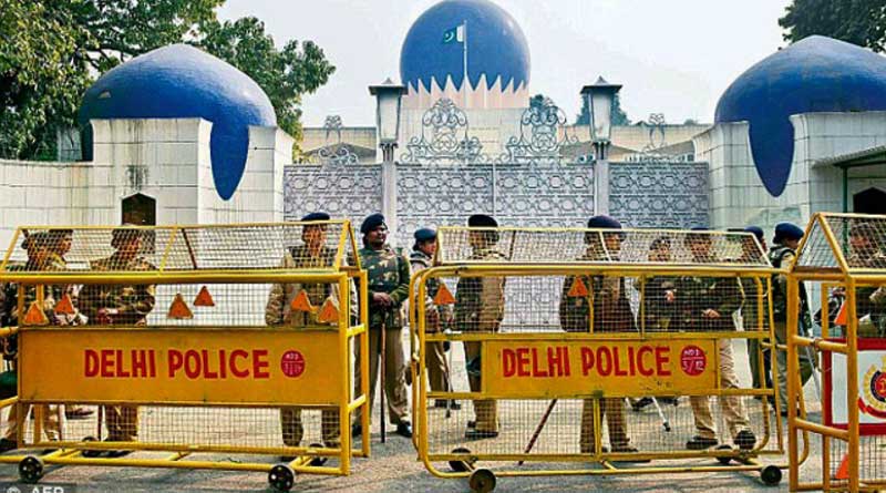 Pak may pull out 4 of its officers from High Commission in Delhi