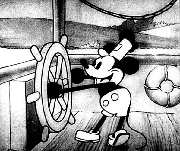 mickey-mouse-driving-the-boat
