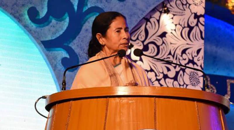 মমতা দুর্নীতিগ্রস্তদের চ্যাম্পিয়ন, কটাক্ষ বিজেপি
