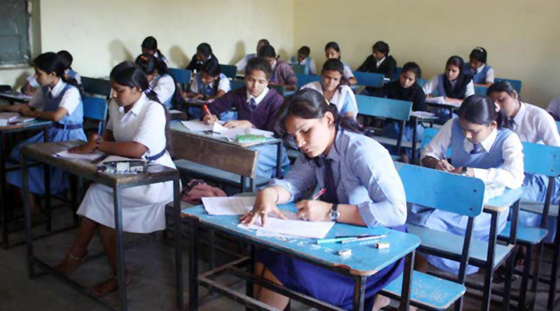 Tamil Nadu Govt. decides to promote 10th and 11th standard students