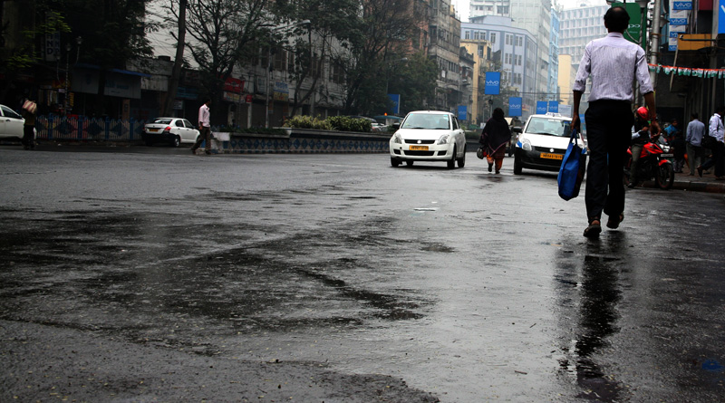 Depression causes february rain in kolkata