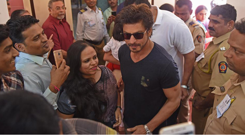 ভোটার তালিকায় নামই নেই, ক্ষোভ উগরে দিলেন এই তারকা