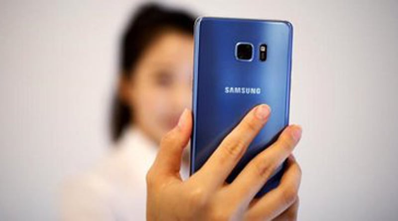 Samsung mulls mobile payment wallet for India by 2017