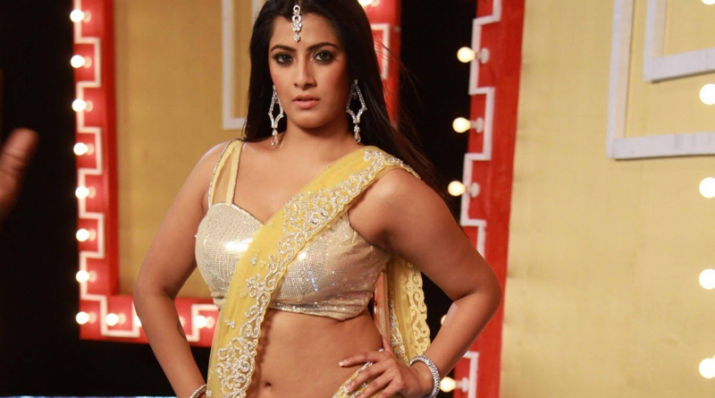 Tamil actress Varalaxmi claims TV exec asked her for sexual favours