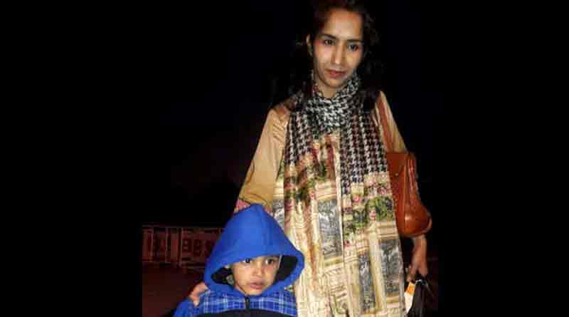 pakistan-thanks-india-after-5-year-old-boy-reunited-with-mother-at-wagah-border