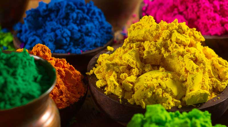 Herbal Abir to make this holi colourful in Bengal 