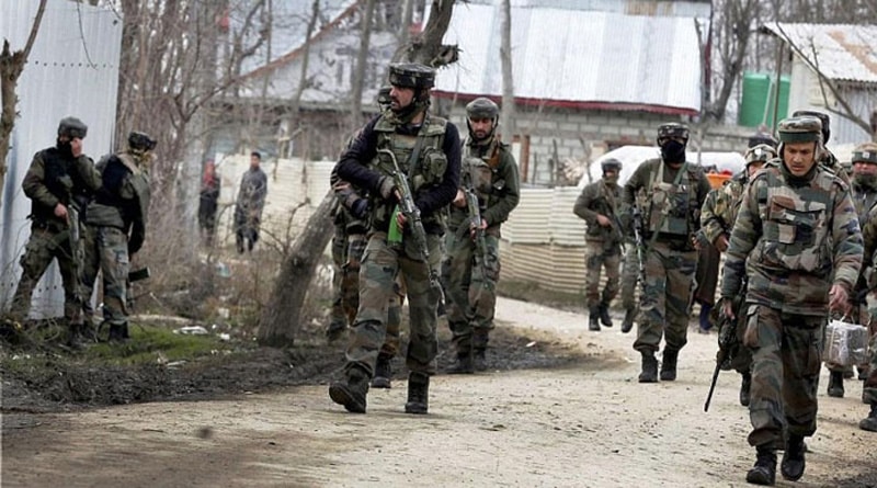 Security Forces Surround Shopian Village, Terrorists Escape After Encounter, one army lost his life in an encounte