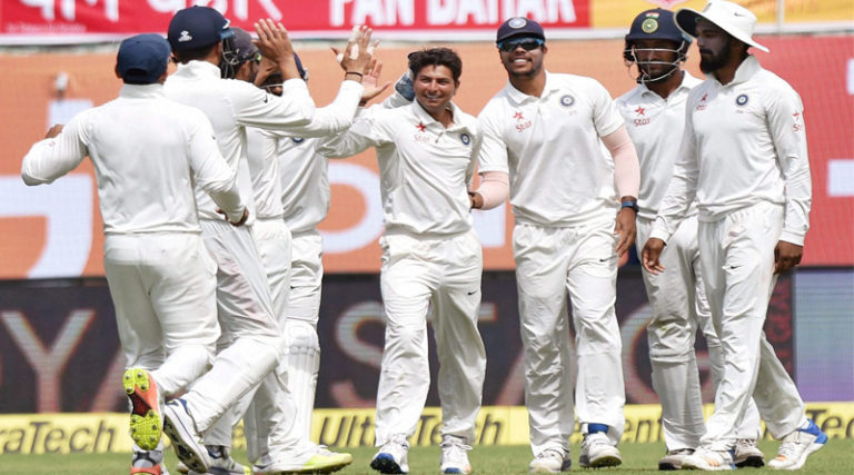 ‘চায়নাম্যান’ কুলদীপের ম্যাজিকে ম্যাচের রাশ ভারতের হাতে