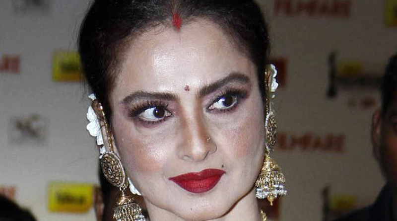 Rekha disallows BMC workers to sanitise her home