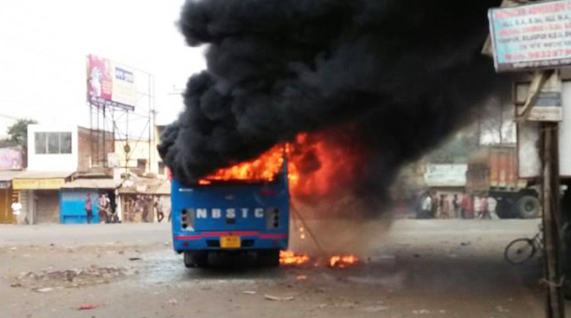 ছাত্রীকে পিষল লরি, রণক্ষেত্র ফারাক্কা