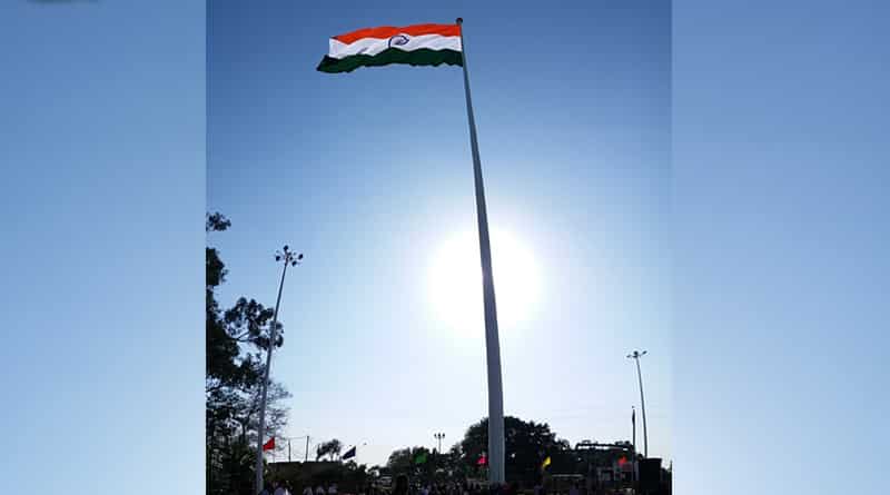 India hoists tallest tricolour at Attari, Pakistan fears it could be used for 'spying'