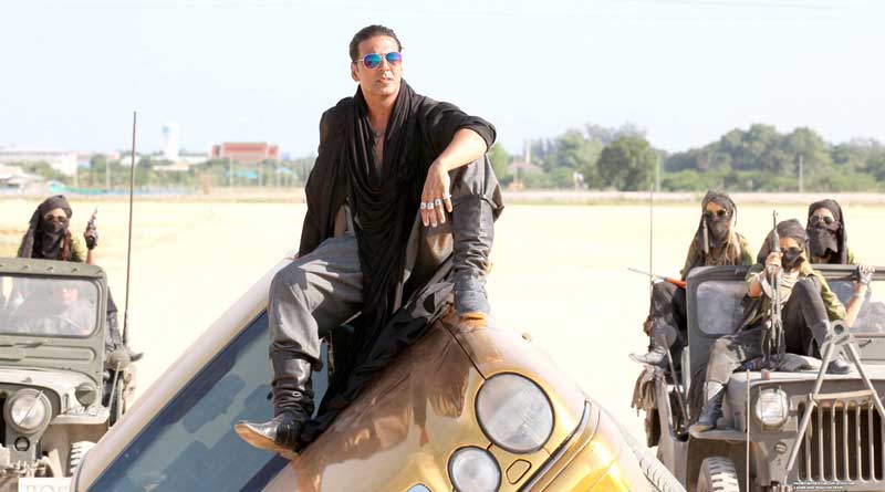 Akshay Kumar launches insurance scheme bollywood stuntmen