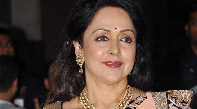 Close shave for Hema Malini as tree falls in front of convoy