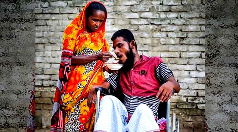 বাস্তবকে হারিয়ে মন ছুঁয়ে যায় যৌনকর্মী ও প্রতিবন্ধী যুবকের এই প্রেম