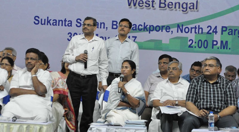 সাম্প্রদায়িক হিংসা ছড়ালে দু’পক্ষকেই শাস্তি, পুলিশকে বার্তা মমতার