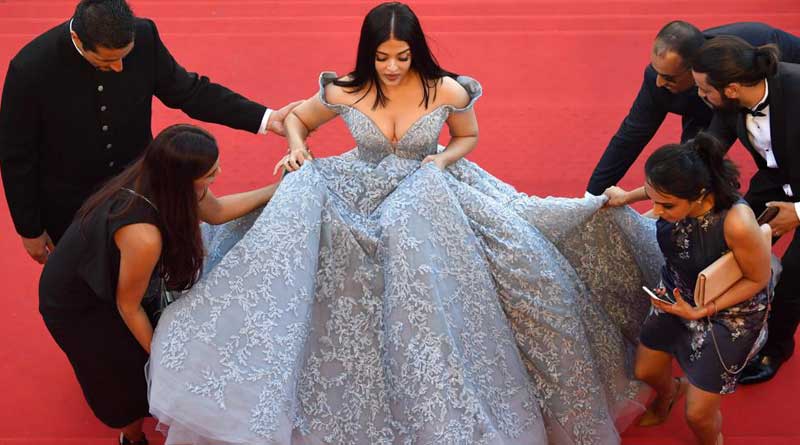 Watch: Aishwarya Rai looks stunning on Cannes red carpet 