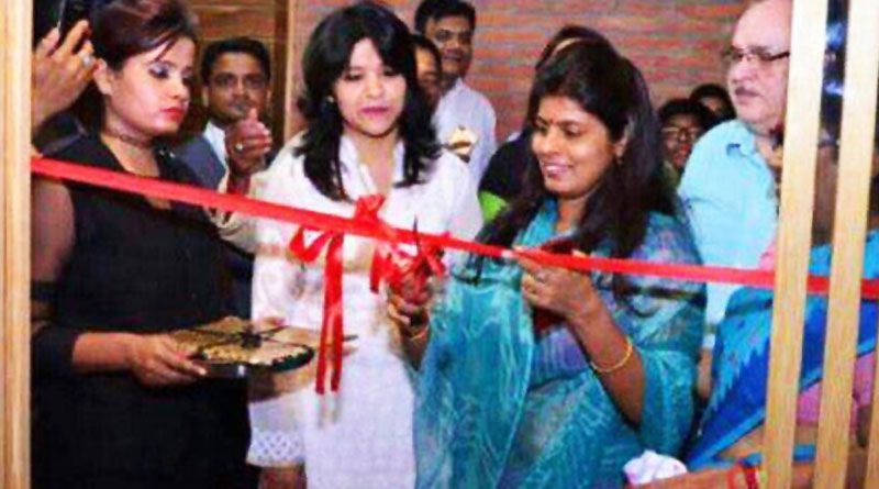 মন্ত্রীর ‘বিয়ার বার’ উদ্বোধন নিয়ে তীব্র বিতর্ক, ব্যাখ্যা চাইলেন যোগী