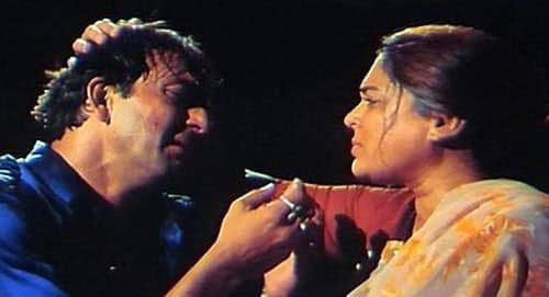 top-10-things-you-never-want-your-mommy-to-learn-from-bollywood-9