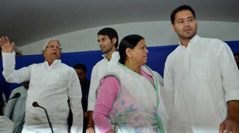 Puzzled over IT raid, Lalu's family in deep trouble