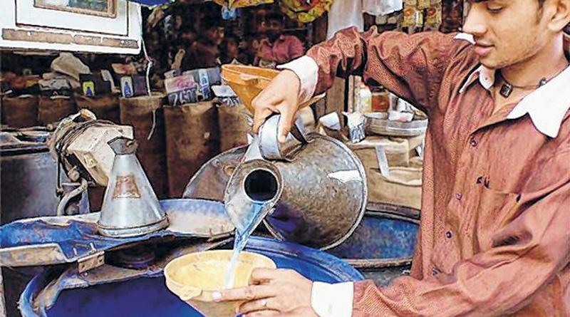 কেরোসিনে ভর্তুকি পেতেও এবার বাধ্যতামূলক আধার