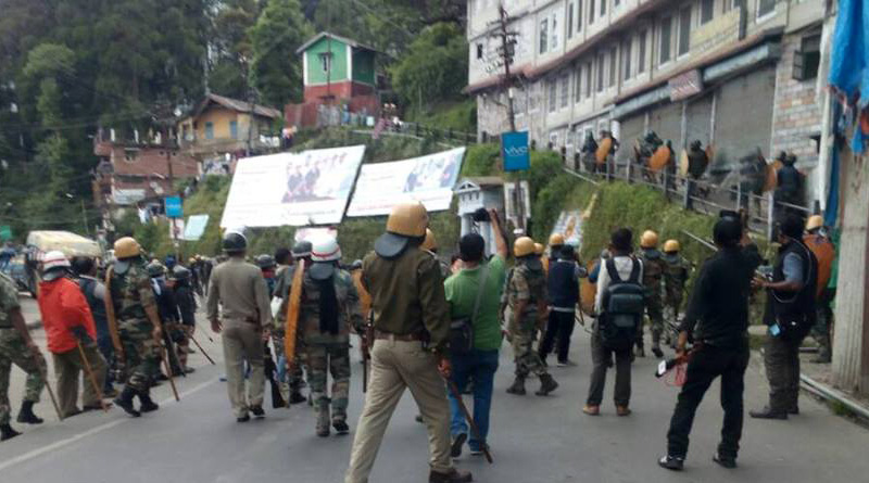 Morcha protest in Hills turns Violent, Protesters allegedly lathicharged