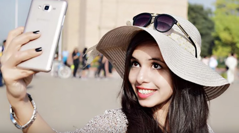 Dhinchak Pooja’s Earnings From 'Selfie Maine Le Li' will leave you stunned 