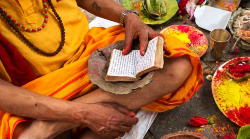 ‘Harrased’ by Islamic hawks, Muslim lawyer in Bihar embraces Hinduism
