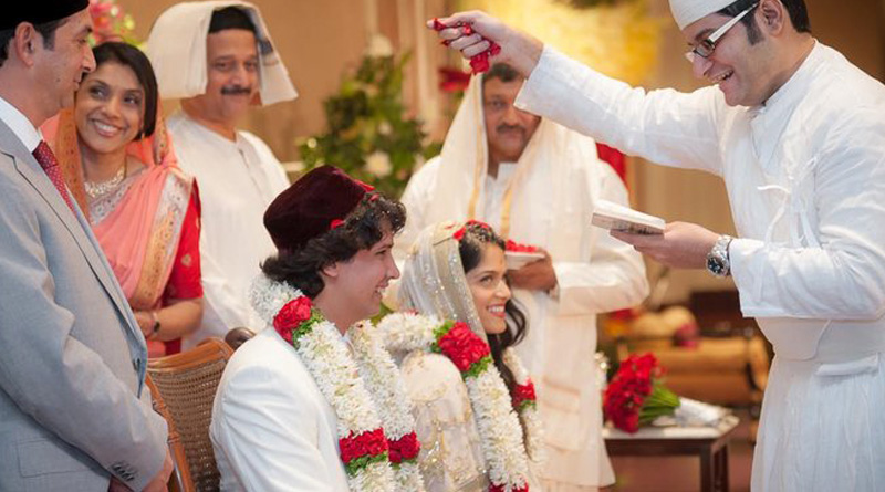 অস্তিত্ব রক্ষায় এমনই অভিনব উদ্যোগ নিয়েছে দেশের পারসি সম্প্রদায়