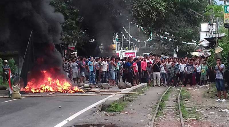 Gorkhaland unrest: Morcha supporters clash with police in Sukna