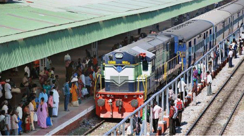 ট্রেনের এসি খারাপ, যাত্রীকে ১২ হাজার টাকা ক্ষতিপূরণের নির্দেশ